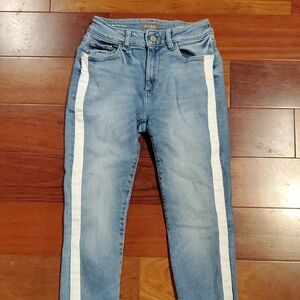 DL 61 Florence Cropped Jean With Stripe Detail